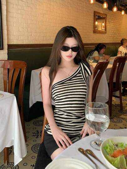 女士夏季蝴蝶结吊带无袖条纹露肩修身背心