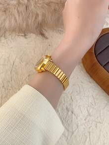 1pc Classic French Gold Ladies' Oval Watch, Small Dial, Elegant And Simple, Luxurious And Fashionable, Ladies' Quartz Watch, Shape, Suitable For Daily Wear, Dinner And Any Other Occasions - 金色 - 查看 5
