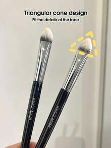 1pc Black Triangular Concealer Brush For Acne, Dark Circles, Tear Troughs, Highlighting And Detailing,Foundation Brush,Concealer Brush,Blush Brush,Contour Brush,Blush Brush,Bronzer Brush,Powder Brush,Foundation Brush,Blush Brush,Giveaways - 粉色 - 查看 12
