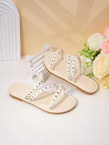 女童米色三带金字塔铆钉凉拖鞋，时尚露趾夏季童鞋 - 杏色 - 查看 4