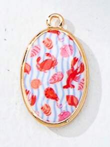 Pingente folheado a ouro com tema de frutas marinhas, ideal para confecção de bijuterias, decoração de colares e pulseiras, acessórios de verão. Inclui conchas, cerejas, peixes, caranguejos, limões e laços. - Multicolorido - Ver 19