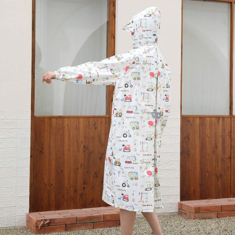 防水连帽卡通印花长款雨衣，轻便可爱雨衣，户外必备便携雨衣，防水轻便，适合户外和日常使用，采用聚酯纤维制成，户外、花园、旅行必备、便携必备、海滩必备、毕业季、毕业典礼、毕业典礼、毕业礼物、毕业赠礼、毕业礼物、毕业礼物、祝贺毕业、祝贺毕业生、优秀毕业生、毕业典礼、毕业派对、户外必备、旅行便携、徒步旅行必备、露营必备、便携工具、夏季必备、夏季便携 - 女款雨衣 - 查看 1