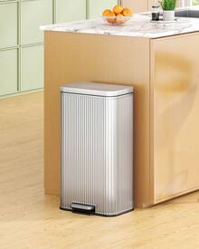 HEXCELEN Kitchen Bin, 30L Rubbish Bins For Kitchen, Kitchen Pedal Bin With Soft Close Lid, Removable Inner Bucket, Stainless Steel Trash Bins With Vertical Stripe Design - Silver - View 1