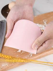 Bộ 1/5 món gồm: dao phết bánh, dao cắt bánh, dao nhà bếp bằng nhựa, dụng cụ chia bột đa năng bằng nhựa PP, dao cắt pizza dùng trong gia đình, dao cắt bánh ngọt, phụ kiện nhà bếp, dụng cụ làm bánh. - Nhiều màu - Xem 3