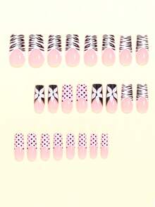 24片中号方形Y2K风格假指甲套装，包含黑白豹纹法式设计、米白色百合花图案、复古粉黑波点图案、黑色宽法式等多种款式，附赠1片胶贴和1个迷你指甲锉，随机发货 - 彩色 - 查看 3