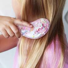 6 件套 - 芒果形喷雾瓶梳子套装，包括一把蓬松梳、一把尖尾梳、一把边缘梳、一把芒果形梳子和一张卡通贴纸，用于抚平毛躁的头发并进行造型。 - 彩色 - 查看 7