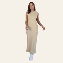 Kit Vestido Feminino Longo Fenda lateral com bolsos - Marrom + Bege - Visão 3