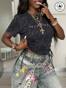 Es Trus 女士纯棉夏季休闲T恤，印有趣味“MINIMAL”字母图案，复古街头风，舒适百搭的Y2K时尚，适合户外休闲穿着，小巧甜美性感抽绳圆领水洗黑色修身T恤 - 黑色 - 查看 2