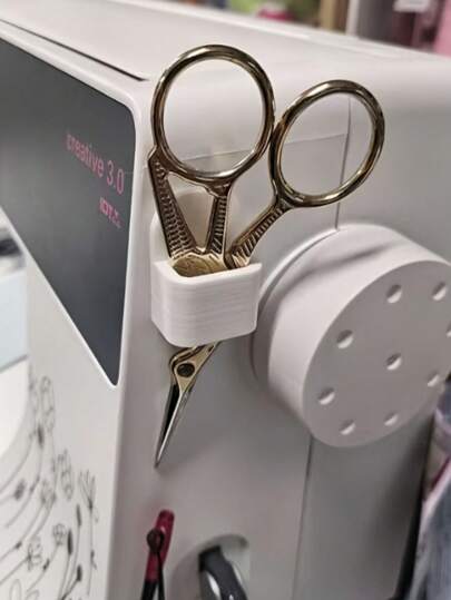 6pcs Sewing Machine Scissors Storage Box & Double-Sided Tape (3 Storage Boxes + 3 Rolls Double-Sided Tape), Functional Sewing Supplies Organizer (Includes Double-Sided Tape), Can Store Scissors, Tweezers And Seam Ripper. Compact And Durable Design (Black/White Available), Sewing Supplies Storage
