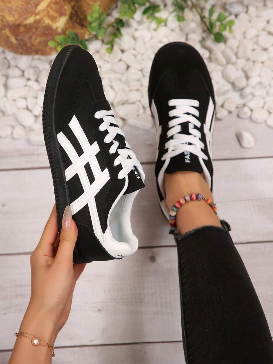 2026 Women's Casual Sneakers, Soft Sole Comfortable Shoes, Flat Shoes, Running Shoes - Black - View 1