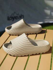 New Men's Summer Outdoor/Indoor EVA Slippers, Comfortable Thick Sole Shock-Absorbing Mesh Texture, Lightweight Soft One-Piece Molded Sandals For All Seasons - Khaki - View 5