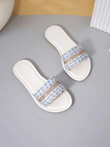 Sandalias de diapositiva con adornos de tweed azul y diamante de imitación para niñas, zapatos de verano elegantes de punta abierta para niños - Azul y blanco - Ver 6