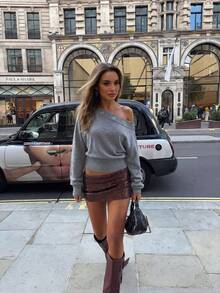 Suéter gris de punto con hombros descubiertos, diseño de manga larga para mujer - Gris - Ver 1