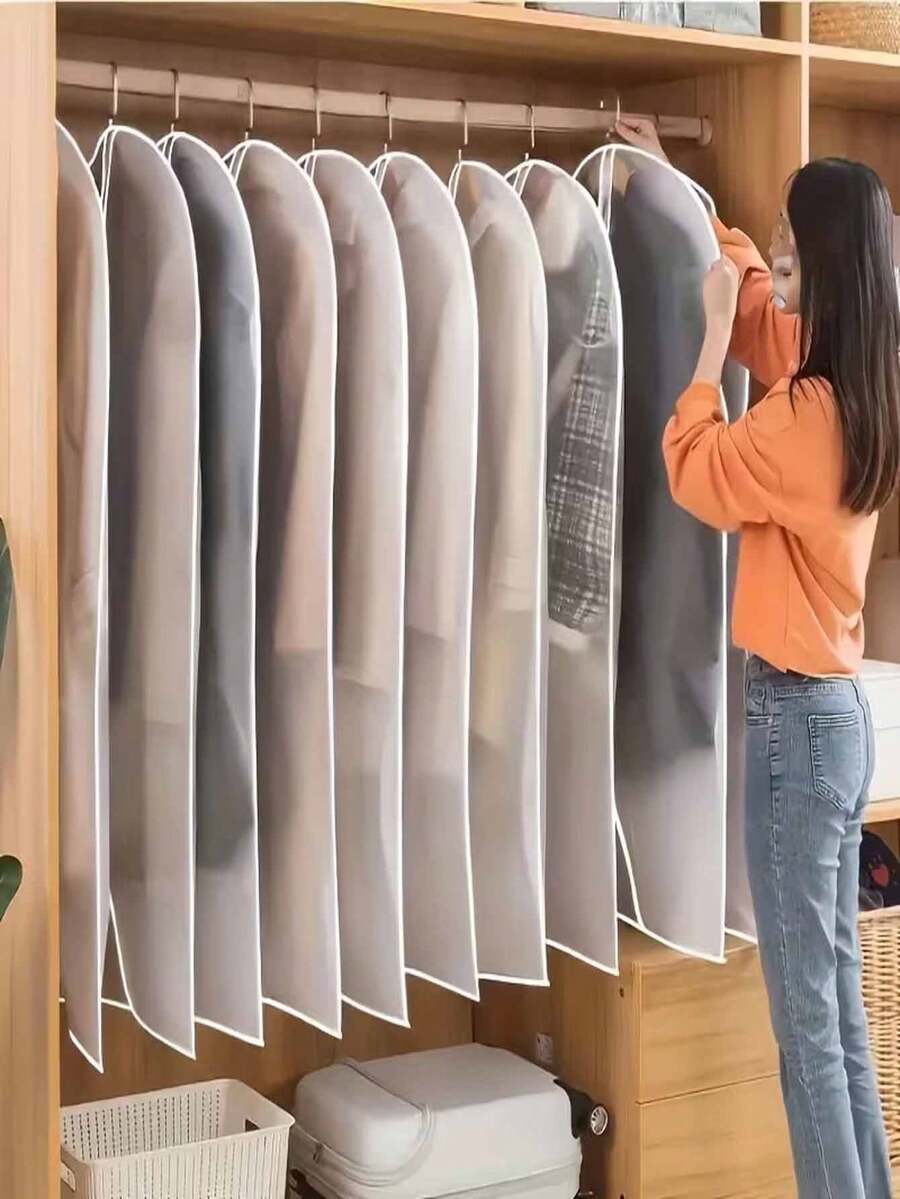 Bộ 5 túi đựng quần áo trong suốt chống bụi, có thể giặt, có ngăn treo, dùng để bọc vest/áo khoác, bảo vệ quần áo có khóa kéo toàn bộ, chất liệu PEVA chống mối mọt, lý tưởng để sắp xếp tủ quần áo, tiết kiệm không gian và dễ sử dụng, bảo vệ quần áo khỏi bụi, ẩm và côn trùng, phù hợp cho gia đình và phòng ngủ khi đi du lịch.