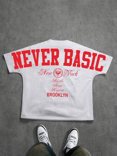 Áo thun nam dáng rộng, phong cách tối giản, in chữ và họa tiết hình học New York Brooklyn - Màu trắng, cổ tròn tiêu chuẩn.