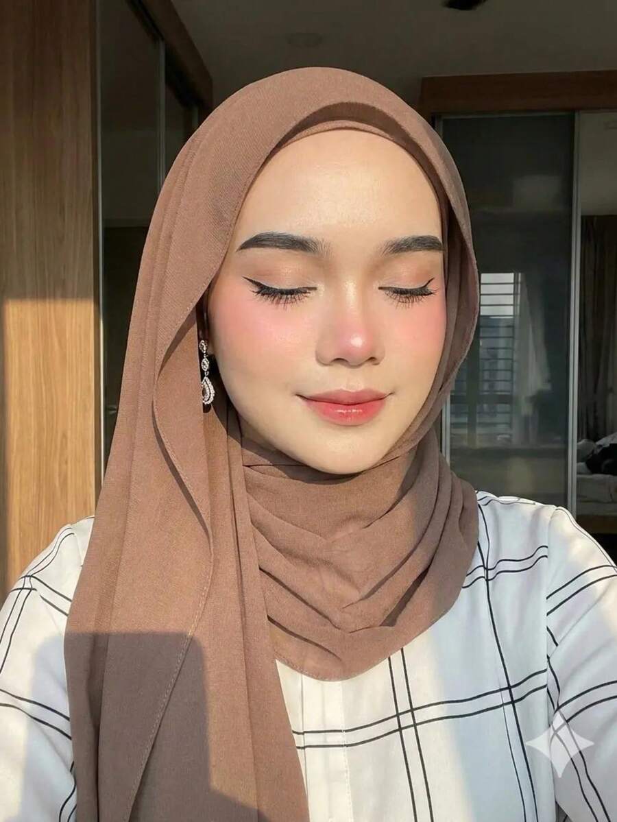 1条女士纯色珍珠雪纺头巾，阿拉伯风格休闲长围巾，适合日常、海滩、度假佩戴 - 藕粉色 - 查看 1