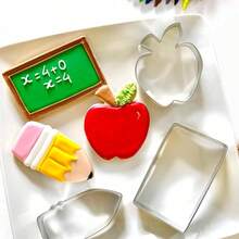 Bộ 7 khuôn cắt bánh quy chủ đề giáo viên "Trở lại trường học", gồm hình bút chì màu, quả táo, thước kẻ, sách, khuôn thép không gỉ dùng để làm bánh quy dẻo, bánh quy chủ đề trường học. - Bạc - Xem 5