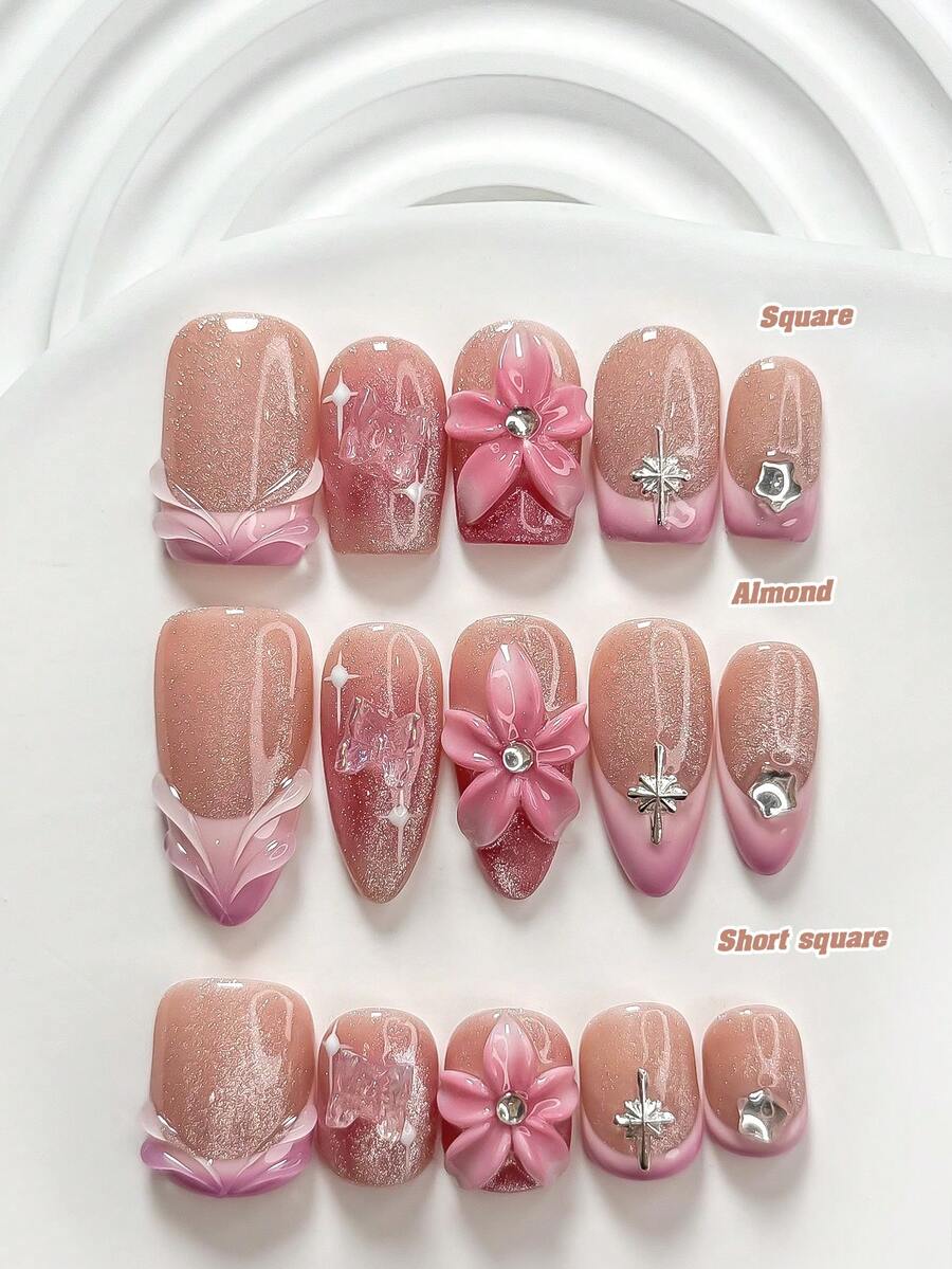 10件套精致手工闪粉美甲套装，包含凝胶美甲套装、梦幻蝴蝶、精致粉色花朵、银色星星图案、银色五角星美甲装饰、白色波浪纹、白色十字星美甲配件、粉色指甲油，以及美甲工具（1个果冻贴+1个指甲锉）。三种尺寸可选：方形、短长方形、杏仁形。适合工作、日常、摄影、派对、春夏等场合。 - 彩色 - 查看 1