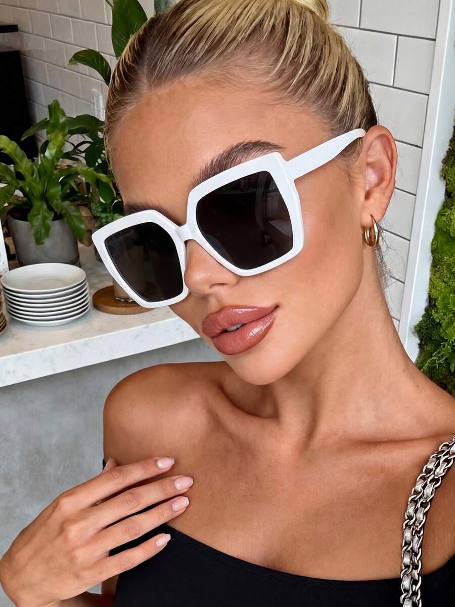 1 par de gafas de sol cuadradas de moda unisex, adecuadas para volver al colegio, viajes y playa, modelo básico para otoño/invierno, casual de negocios, regalo - Blanco - Ver 1
