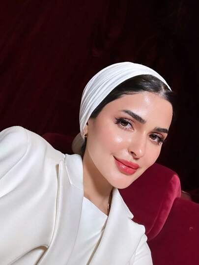 1件装女士经典纯色头巾/头巾，三种不同佩戴方式，百搭实用，弹力柔软莫代尔面料，舒适透气，适合日常佩戴、运动和瑜伽。