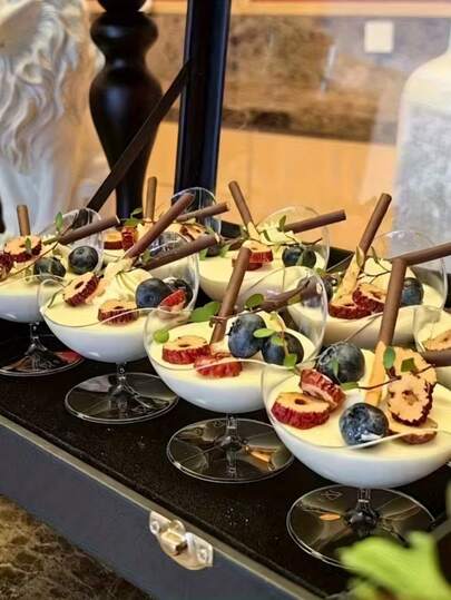 10 Stück Eis-/Joghurt-/Mousse-/Pudding-Becher, geeignet für Outdoor-Partys, Früchte, Desserts, Familienfeiern und verschiedene Feierlichkeiten