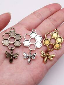 2pcs 46x25mm Honey Bee Charms Pendant For DIY Jewelry Making Necklace Keychain Phone Chain Bracelet Making Accessories Handmade Craft Making Findings - Bee - View 1