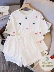 Camiseta blanca + pantalón corto blanco