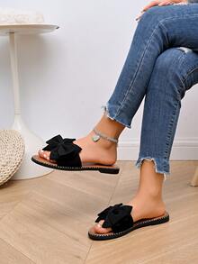 Dép lê kiểu dáng dễ thương, ngọt ngào với nơ và đinh tán, đa năng cho các bạn nữ trẻ đi làm hàng ngày, hẹn hò và dạo chơi mùa hè. - màu đen - Xem 15