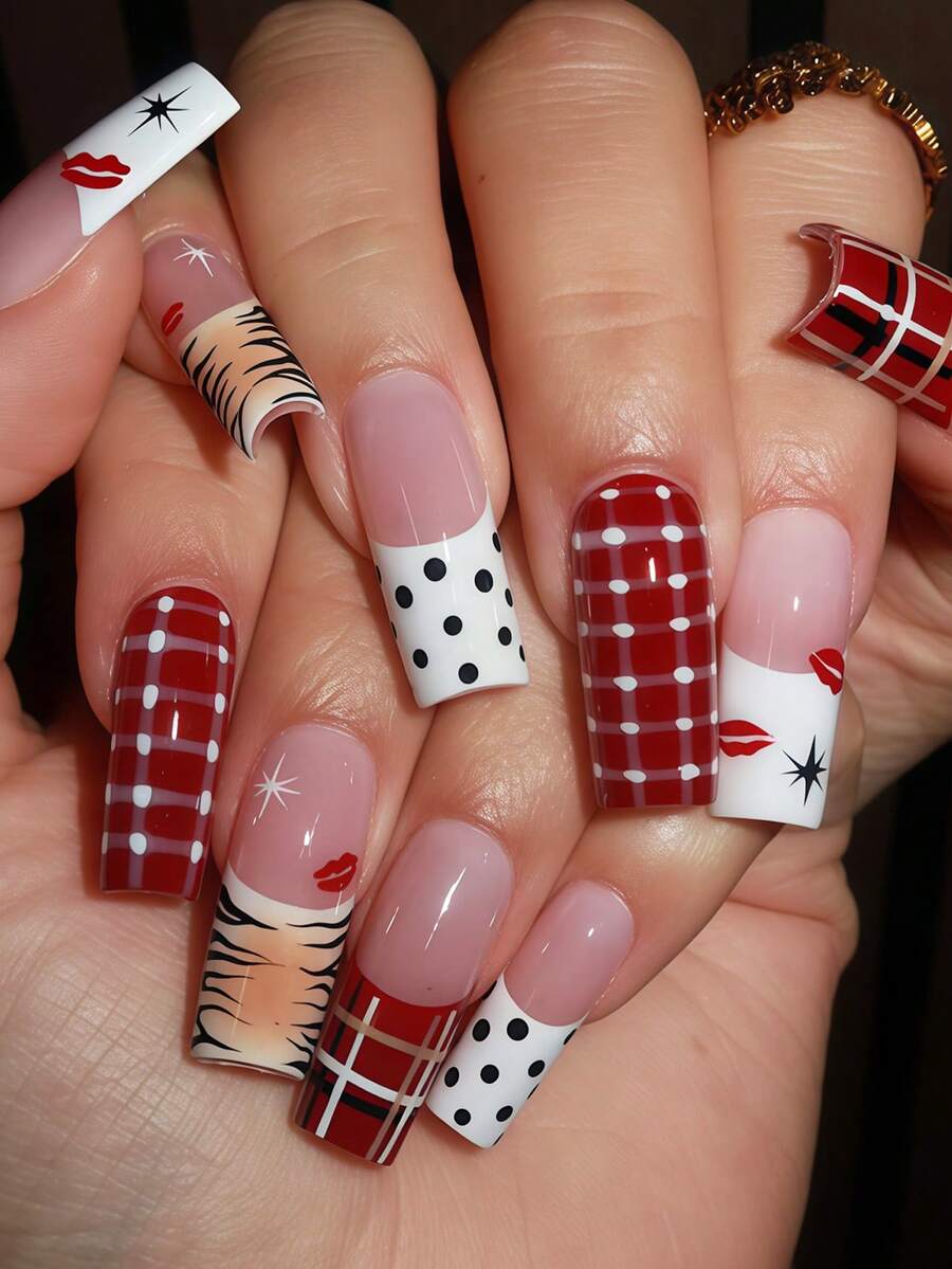 24片中号方形假指甲，包含多色条纹格子法式美甲、红唇星形图案、Y2K朋克渐变虎纹、黑白波点法式设计，附赠1张胶贴和1个迷你指甲锉，随机发货，打造Y2K风格美甲。 - 彩色 - 查看 1