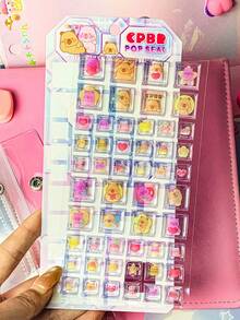 Hình dán đường vuông pha lê. Chất lượng thẩm mỹ cao, vật liệu làm sổ tay, ốp điện thoại, hành lý, hình dán trang trí, hình dán vui nhộn, trang trí ốp điện thoại. Trang trí nhà cửa, trang trí tiệc tùng, quà tặng các dịp lễ. Sang trọng. May vá. Tự làm. Lễ tốt nghiệp - Lễ khai giảng. Quà tặng tựu trường. Trang trí. Mèo con nâu nhỏ, trẻ em, hình dán, đồ dùng tựu trường. - Nhiều màu - Xem 14