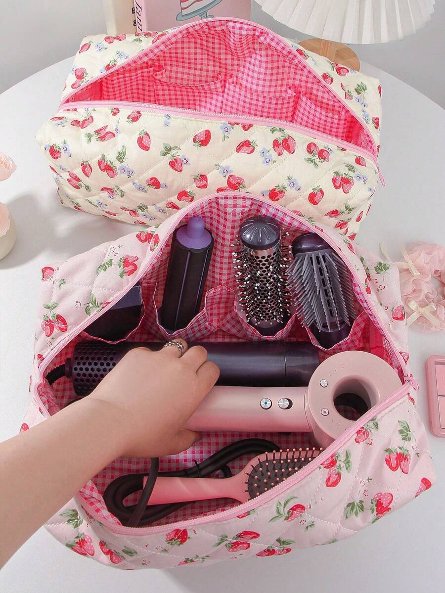 1个可爱草莓蝴蝶结绗缝吹风机收纳袋，多口袋设计，可收纳吹风机、造型工具、梳子、发夹、直发器等，非常适合居家、旅行、存放化妆品、洗漱用品、邮轮旅行、宿舍使用，也是送给妈妈、伴娘的绝佳礼物。 - 彩色 - 查看 1