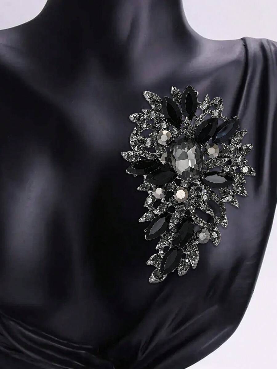 Luxury Crystal Diamond Flower Brooch, Elegant Lapel Pin For Women And Men, Suitable For Formal Occasions, Parties, Gifts
