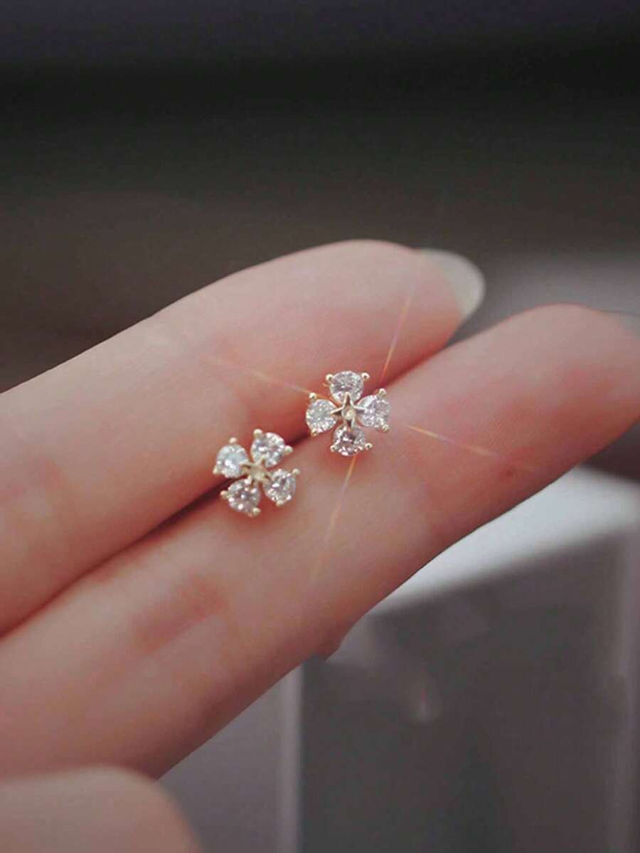 1 Pair Luxury S925 Sterling Silver Sparkling Zirconia Flower Stud Earrings, Versatile For Commute, Daily Wear, Jewelry, Wedding, Party Gift For Women - Flower - View 1