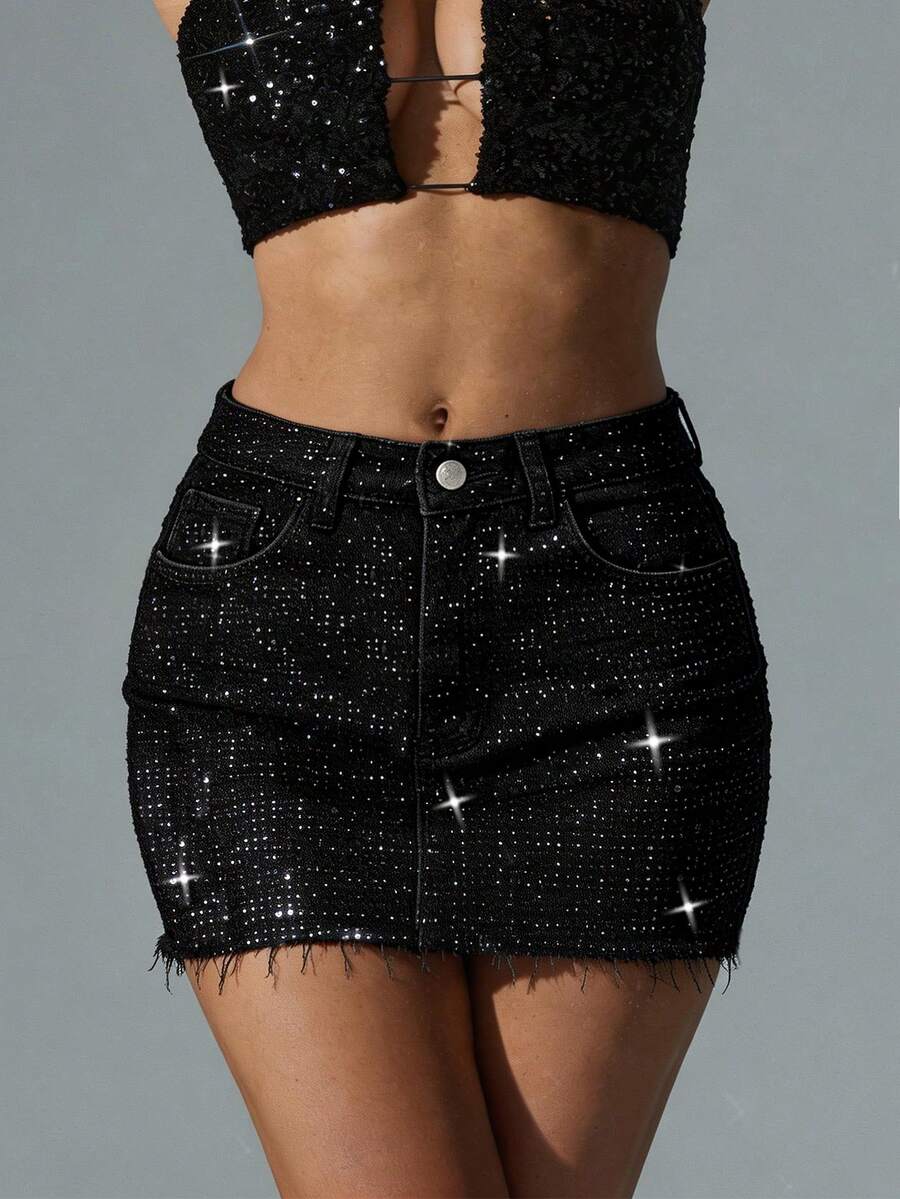Chân váy ngắn màu đen lấp lánh của Niche Design với viền tua rua, kiểu dáng suông cạp cao, thích hợp cho mùa hè. - màu đen - Xem 1