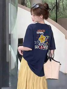 休闲宽松圆领卡通印花短袖T恤，适合春夏女士穿着，百搭时尚 - 深藍 - 查看 5
