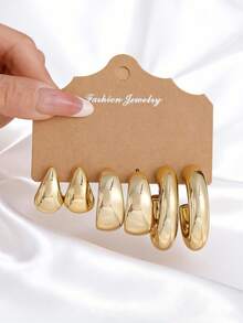 Conjunto de pendientes de aro dorados audaces | Aros de metal martillado y acanalado | Pendientes minimalistas y gruesos para declaración de estilo para fiesta y calle - Amarillo Oro - Ver 3