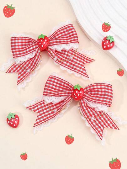 2 pièces Barrettes à cheveux en forme de fraise rouge pour filles, barrettes à cheveux décorées de fraises en tissu pour filles, accessoires à cheveux en forme de fraise avec pinces alligator à la mode pour cadeaux de fête pour filles