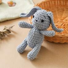 Coniglio realizzato a mano all'uncinetto, giocattolo a sonaglino per neonati, design 3D adorabile e dettagliato, attira l'attenzione del bambino, stimola l'udito del bambino, regalo perfetto per compleanni, Ognissanti e Natale - blu polveroso - Visualizzare 8