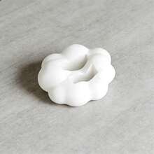 极简纯白云朵设计无痕双槽遥控器收纳架，适用于日常使用和假日居家布置 - 彩色 - 查看 4