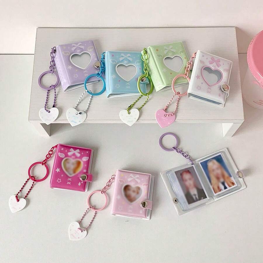 2-Inch Mini Keychain Photo Album With Cute Bow And Heart Stickers, Holds 32 Photos, Great Gift For Friends - Keychain Pendant Photo Album - View 1