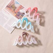Pinza de pelo con onda degradada minimalista, accesorio de pelo con curva arcoíris, pieza de pelo versátil para uso diario, un accesorio de moda adecuado para todas las estaciones, verano, vacaciones, viajes - Multicolor - Ver 2