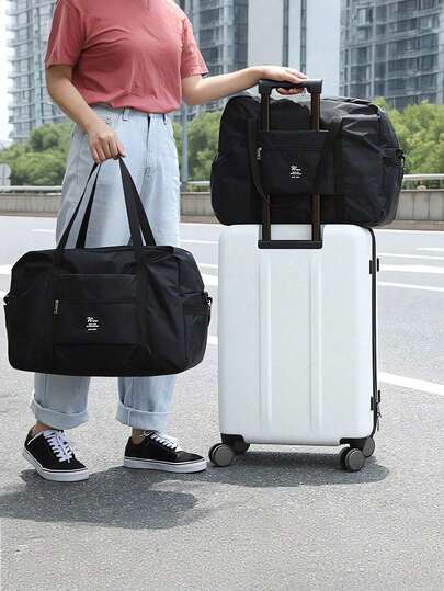 1pc Fitness Bag, Yoga Sling Bag, Sports Bag With Shoe Compartment And Wet Clothes Separator, Made Of Black Oxford Cloth Durable Water-Resistant Fabric, Travel Bag With Dry & Wet Pockets, Lightweight Handbag, Weekend Overnight Bag, Unisex, Suitable For Workout, Travel, Gym, Swimming, Business Trip, Vacation, Etc.