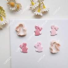 2件套兔子造型聚合物粘土耳环切割器，浮雕兔子粘土切割器，适用于DIY吊坠首饰制作，复活节聚合物粘土工艺工具 - 米色 - 查看 3
