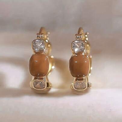 一对高品质镂空几何耳环，升级版复古耳环，奢华装饰耳环，适合日常佩戴，是送给女朋友、同学和朋友的绝佳礼物