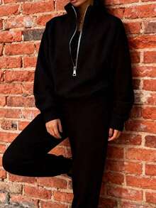 Women's Oversized Half Zip Tracksuit High Neck Loose Fit Sweatshirt And Wide Leg Pants Set Women's Casual Oversized 2 Piece Tracksuit Half Zip High Neck Sweatshirt And Wide Leg Pants Loungewear Cozy Must-Have! Women's Oversized Half Zip Tracksuit High Neck Loose Fit Sweatshirt & Pants Stylish & Comfortable: Women's Oversized 2 Piece Half Zip Tracksuit High Neck Sweatshirt Outfit - 黑色 - 查看 1