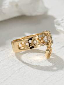 经典空心圆交叉几何戒指，女士黄色合成立方氧化锆订婚礼物 - 黃色 - 查看 5