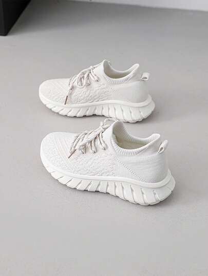 2026新款女士网面运动鞋，春、夏、秋季休闲运动鞋，轻便透气平底鞋