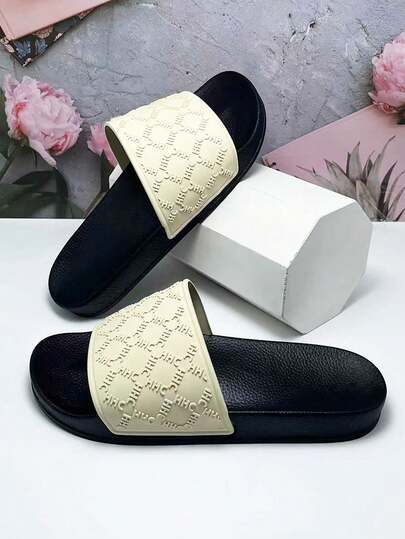 نعال نسائية عصرية جديدة، لون أحادي مطبوع عليه حرف، نعل مطاطي للاستخدام المنزلي، نعال حمام خفيفة ناعمة، صندل خارجي مريح متعدد الاستخدامات للجميع المواسم