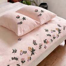 3件套亲肤褶皱纱布柔软舒适浅粉色花卉刺绣被套套装（1个被套+2个枕套，不含被芯），田园花卉风格，适用于卧室、客房、男孩女孩，可机洗 - 淺粉色 - 查看 25