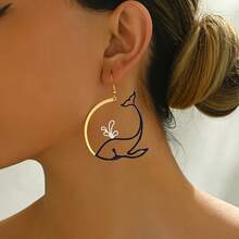 1 Pair Creative Hollow Whale Hoop Earrings, Ocean-Themed Elegant Earrings Suitable For Women To Wear On Beach Vacation, Parties, Dates, Banquets, And Daily Occasions - Yellow Gold - View 3